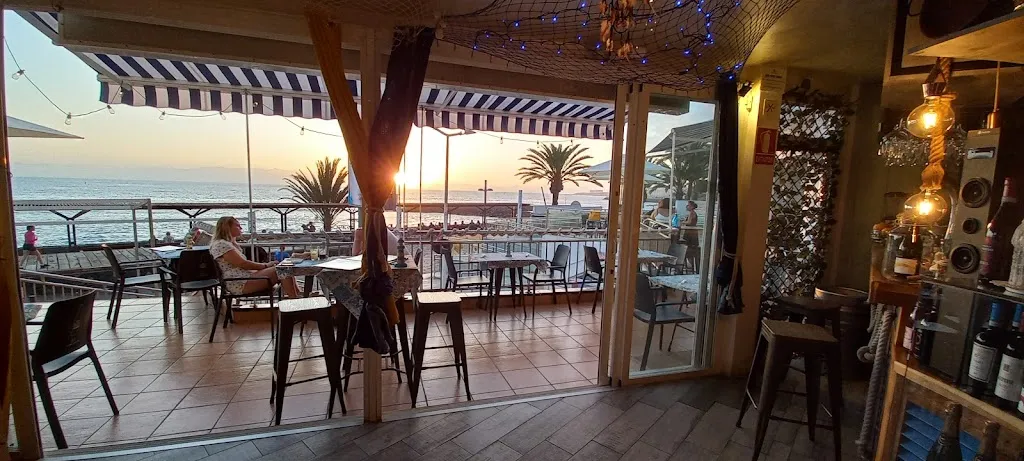 Bocaditos y Mar_Playa de las Américas_slider_image_1