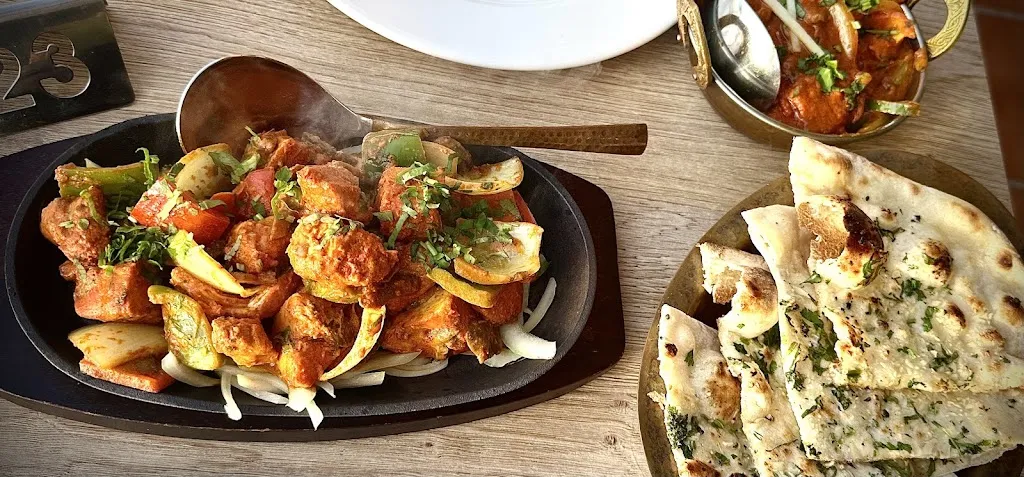 Kristján Ari Einarsson_Namaste India las Américas_Playa de las Américas_recensione