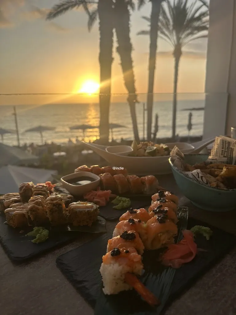 Indie_Mahaya Sunset Club_Playa de las Américas_review