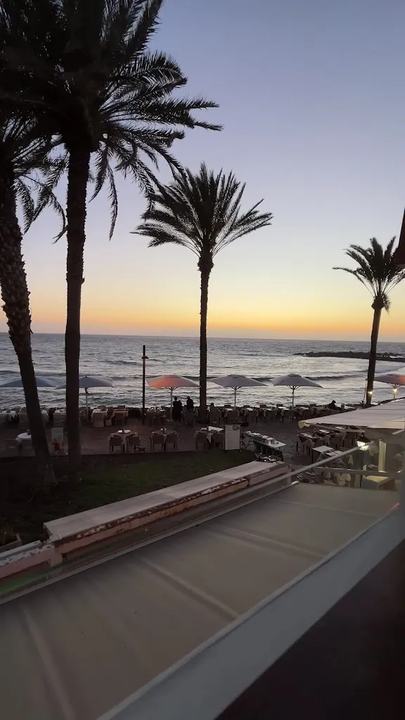 Filip Nies_Mahaya Sunset Club_Playa de las Américas_review