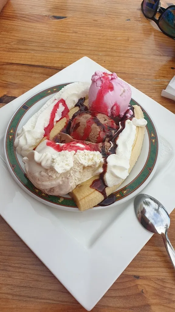 Angela Antunes_Restaurant Robinson_Playa de las Américas_review