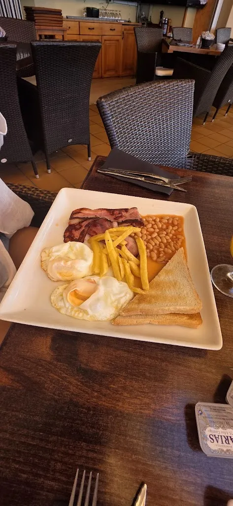 Botond Molnar_Restaurant Robinson_Playa de las Américas_review