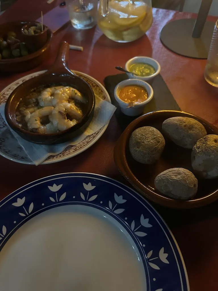 Aleksandra Luschan_La casita de Taby_Playa de las Américas_review