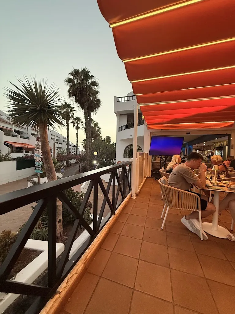 Restaurante Ohana_Playa de las Américas_slider_image_1