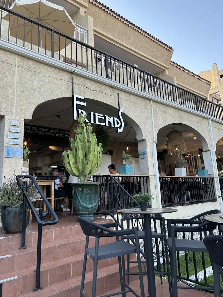 Friends Lounge Bar & Restaurant_Playa de las Américas_slider_image_1