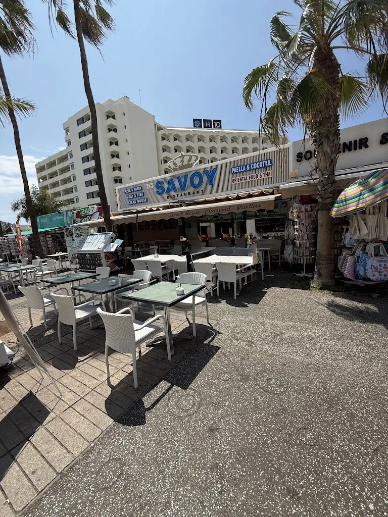 Gary Homer_The Savoy_Playa de las Américas_review