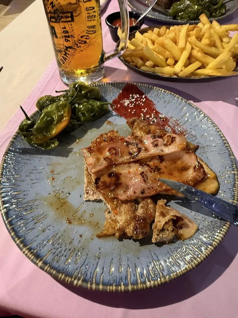 Vlad Kovalev_Restaurante Malibu_Playa de las Américas_review