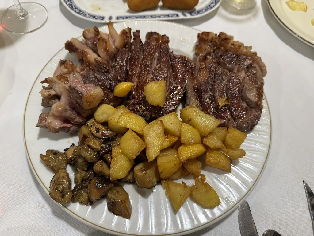 Elton Alex Xavier_Restaurante San Nicolás Arrocería_San Nicolás_review