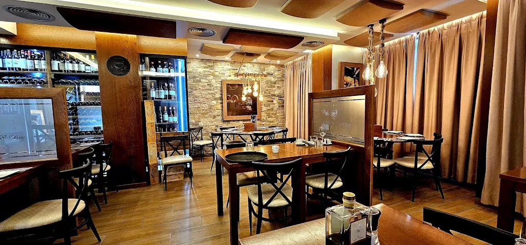 Restaurante Tertulia y Enyesque_San Bartolomé de Tirajana_slider_image_1