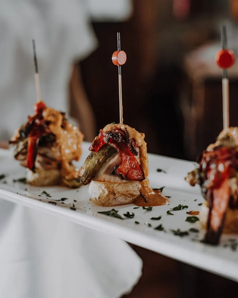 Restaurante la Cuadra_Playa Blanca_slider_image_3