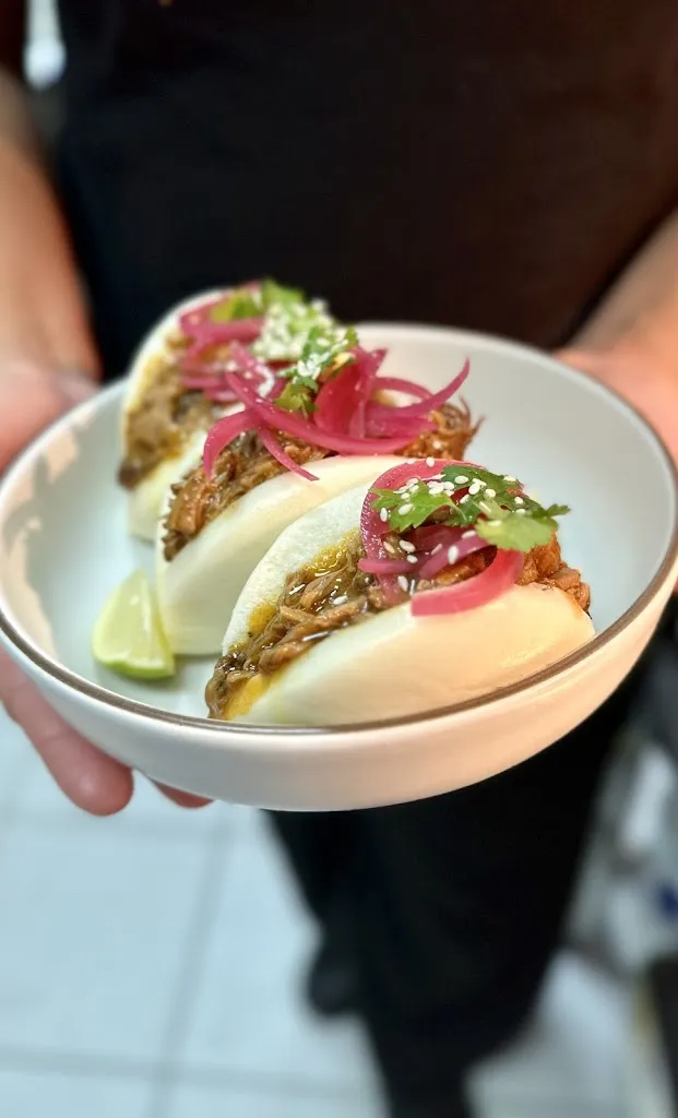 Izaro Taberna_Playa Blanca_slider_image_3