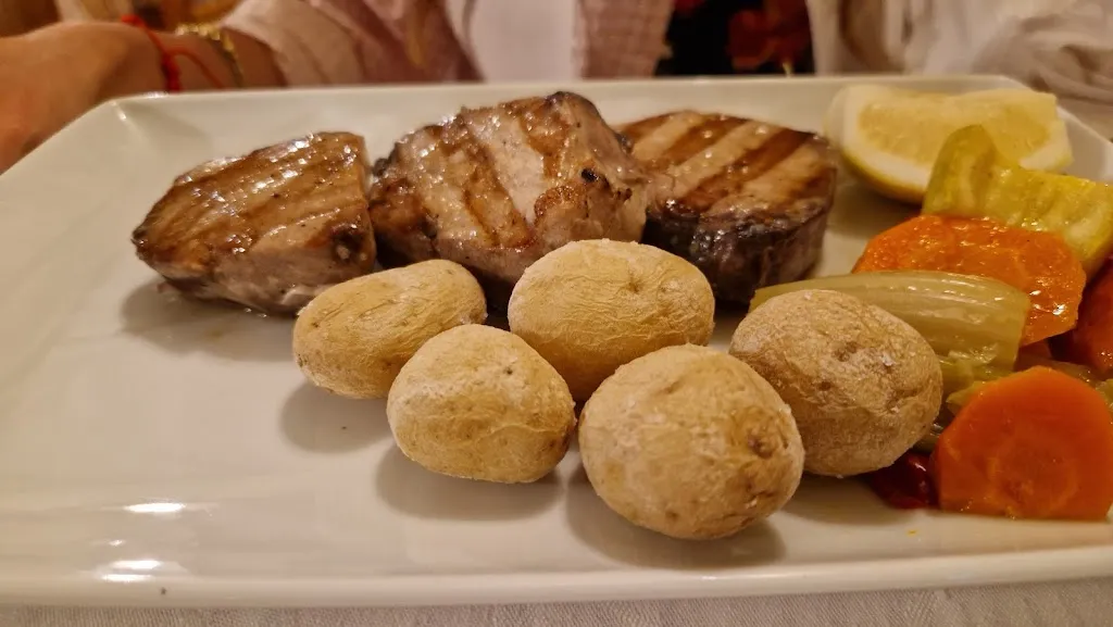 Restaurante Los Hervideros_Playa Blanca_slider_image_3