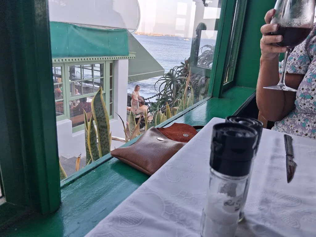 Andrea Mcallister_La Chalanita_Playa Blanca_review