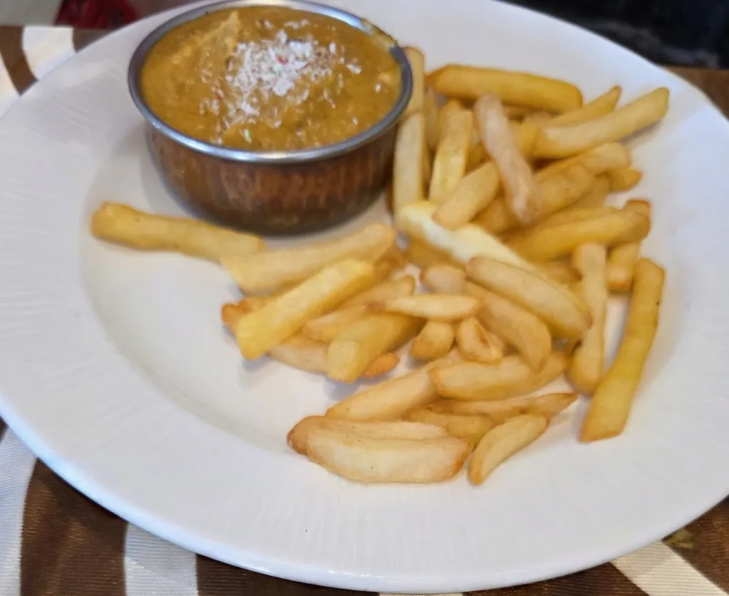 liam wild_Imagine India Curry & Tandoori Grill Restaurant_Playa Blanca_review