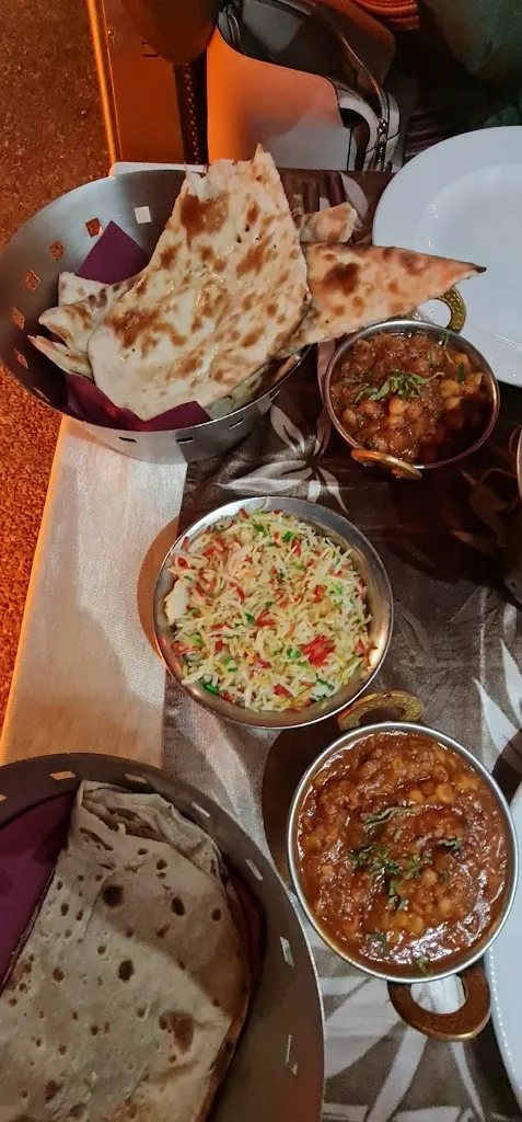 Imagine India Curry & Tandoori Grill Restaurant_Playa Blanca_slider_image_2