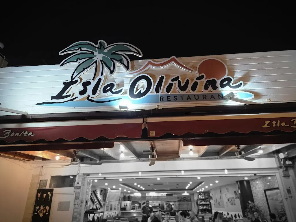 Isla Bonita_Playa Blanca_slider_image_3