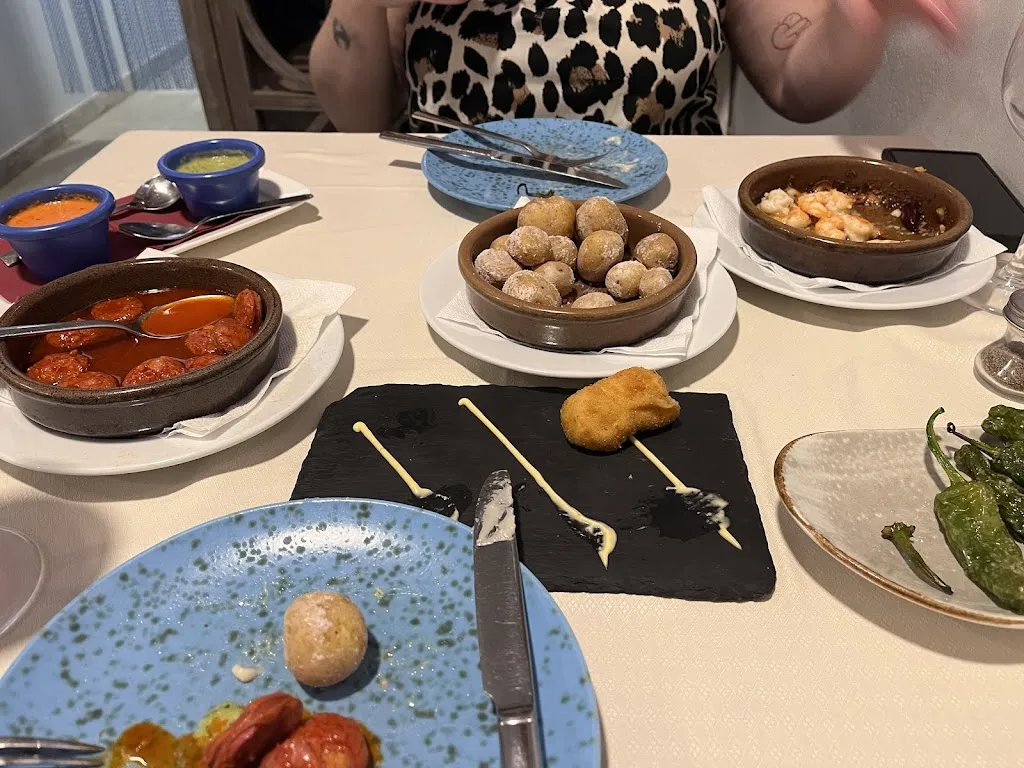 Laurence Rapaccioli_Faro 35_Playa Blanca_review