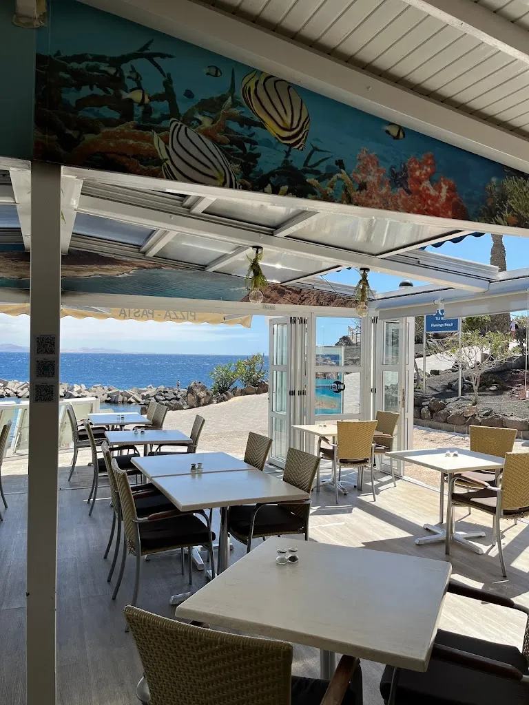La Bahia restaurant in Playa Blanca