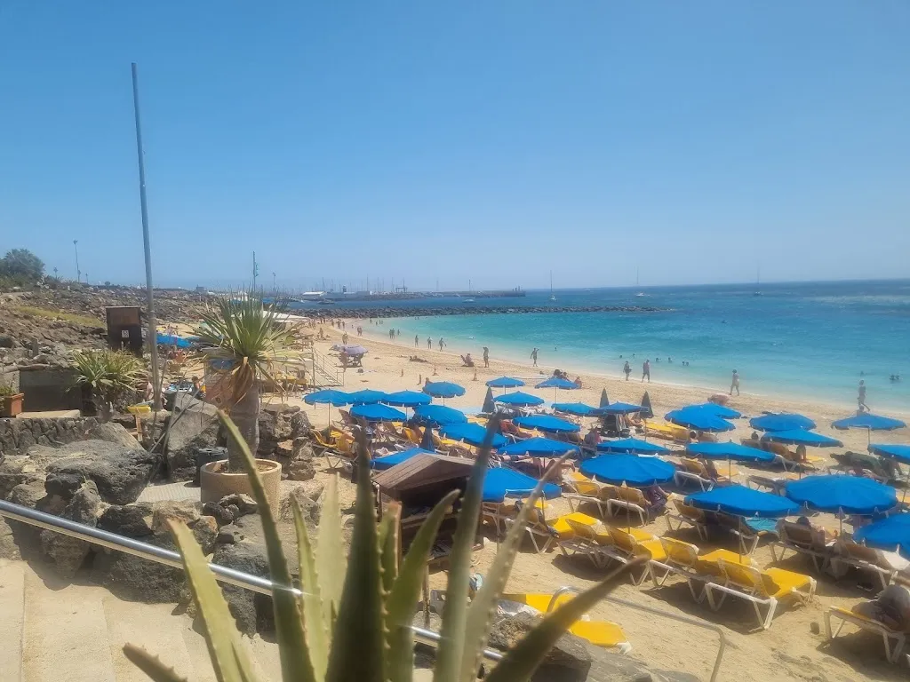 Hilary Richardson_Restaurant Playa Dorada_Playa Blanca_review