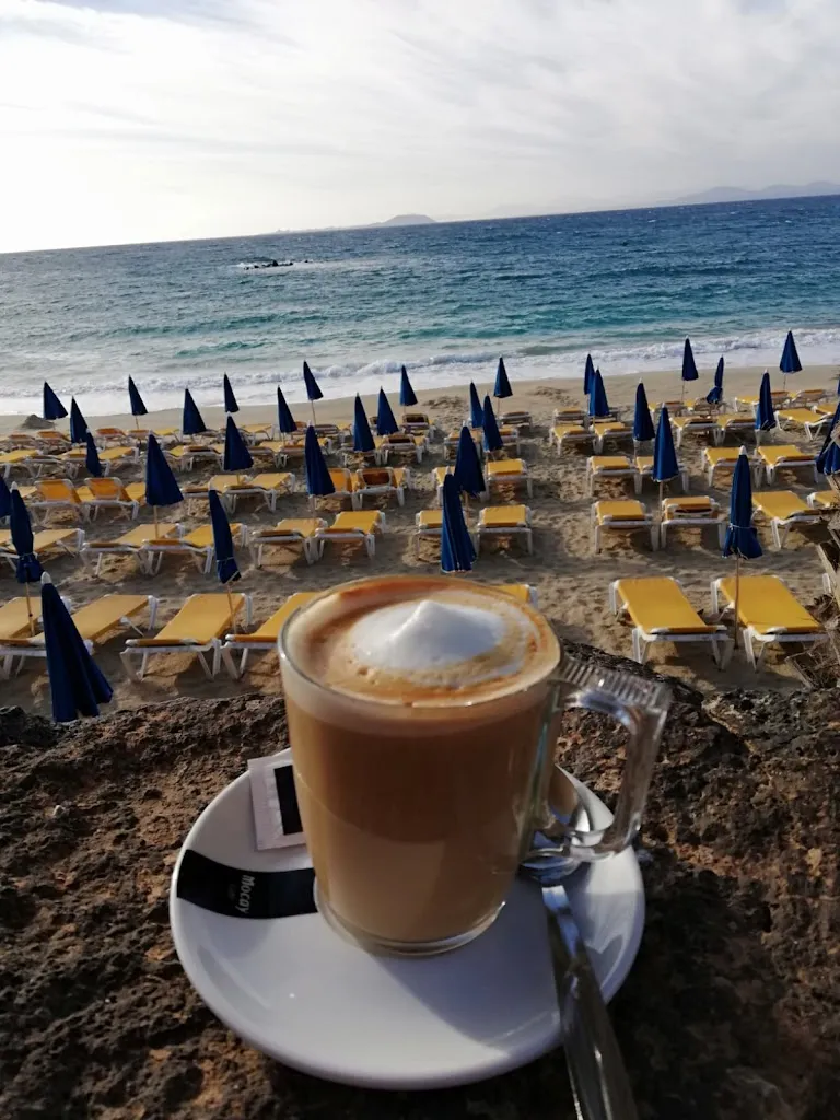 Restaurant Playa Dorada_Playa Blanca_slider_image_3