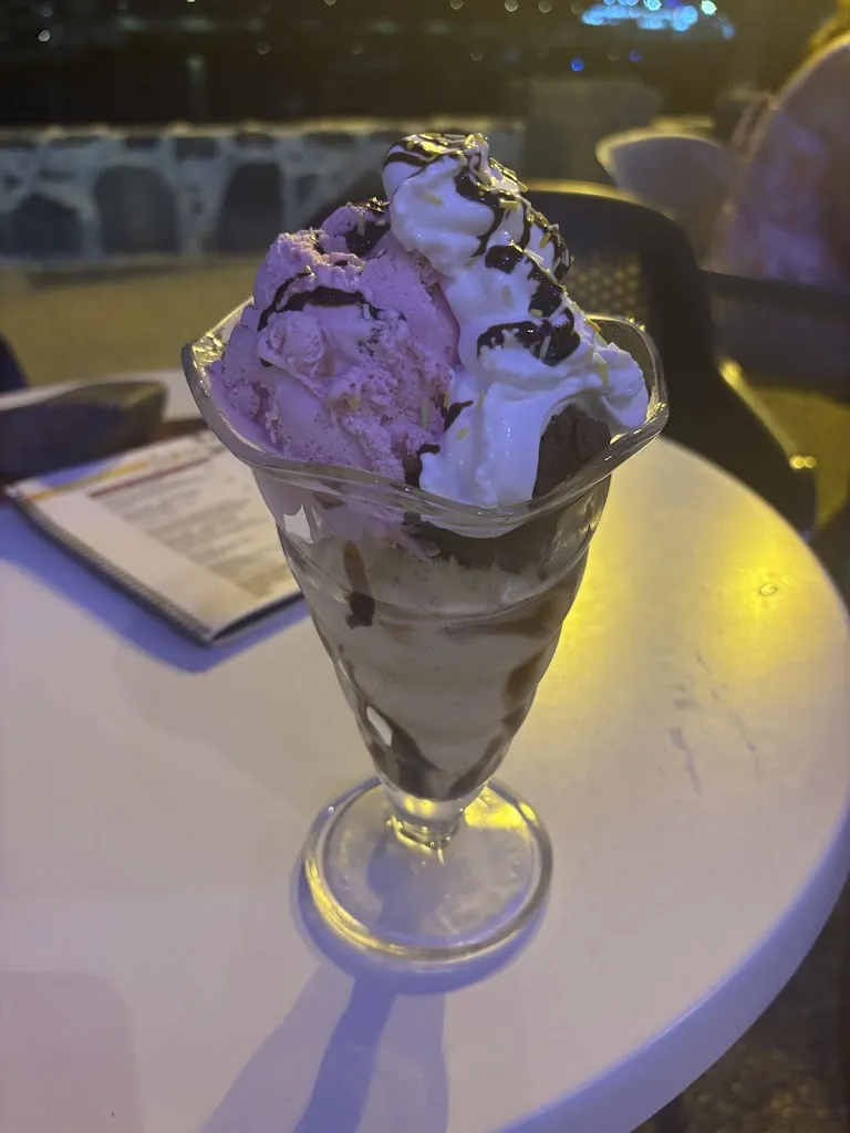 Emma H_Yum Yum_Playa Blanca_review