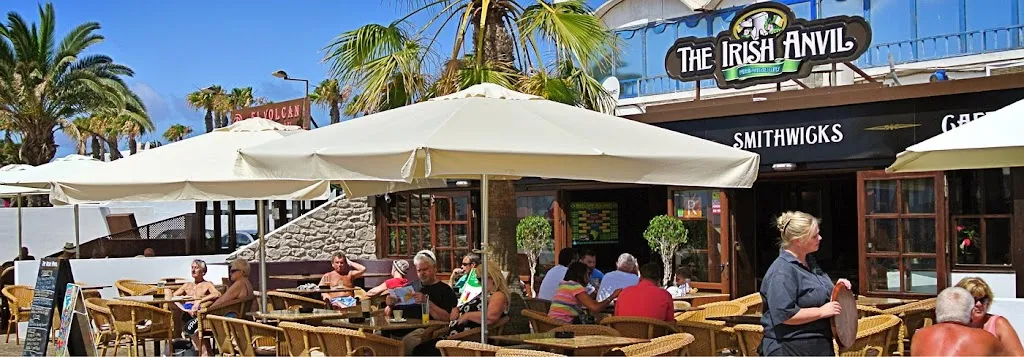 The Irish Anvil Bar restaurant in Playa Blanca