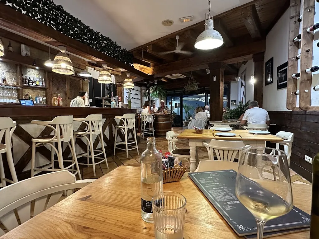 Bodega La Colonial restaurant in Playa Blanca