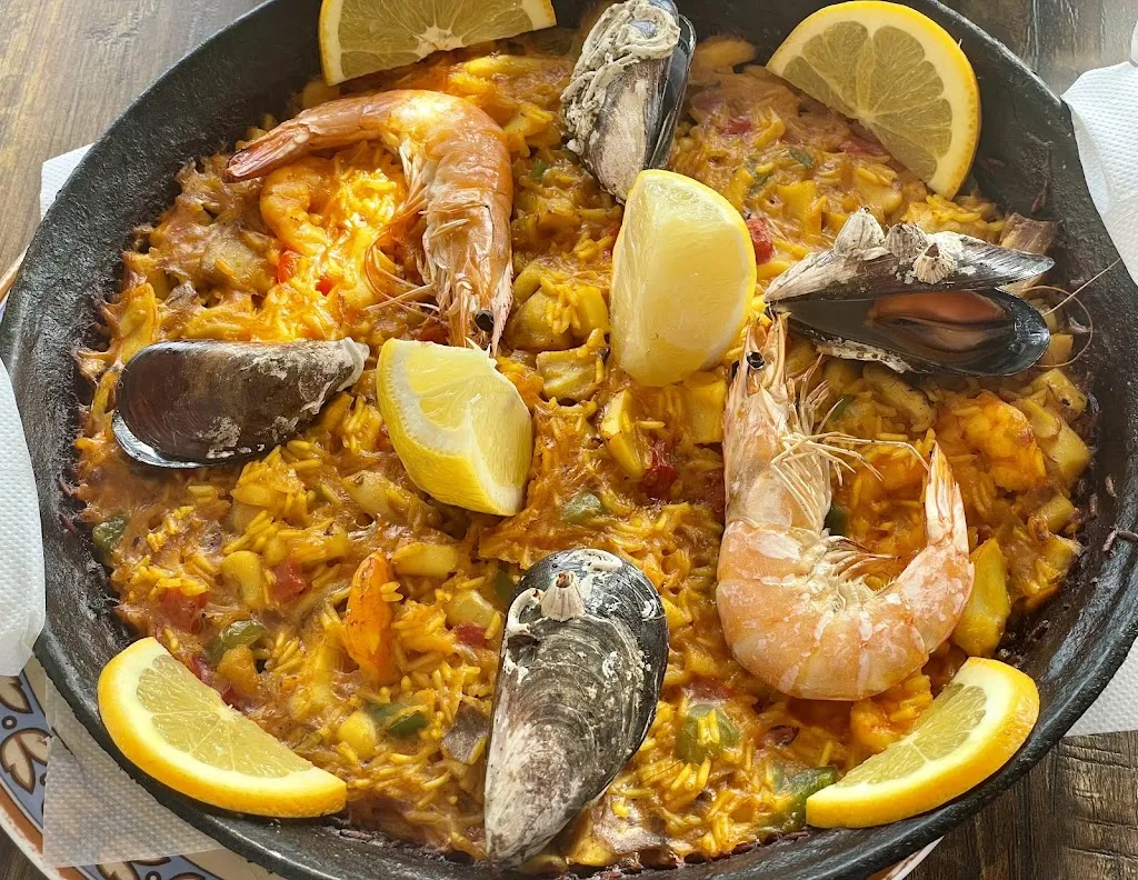 Restaurante Típico Español_Playa Blanca_slider_image_3