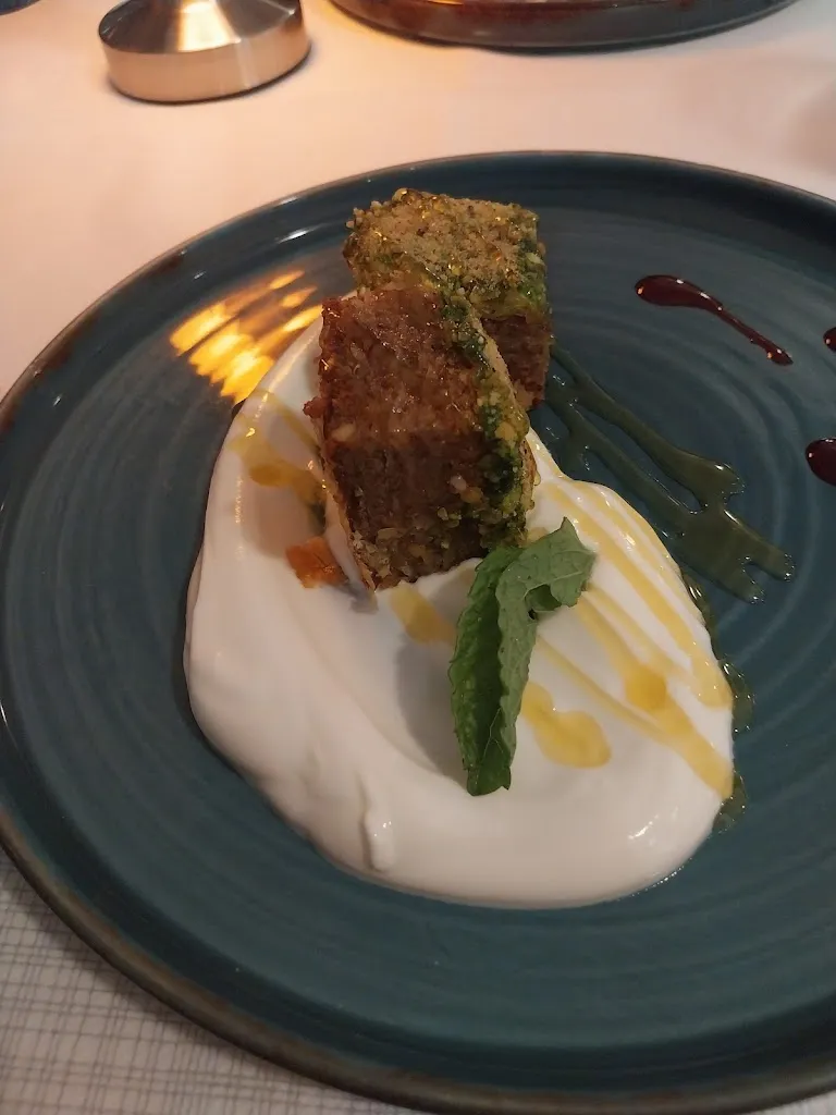 D H_Sebastyans_Playa Blanca_review