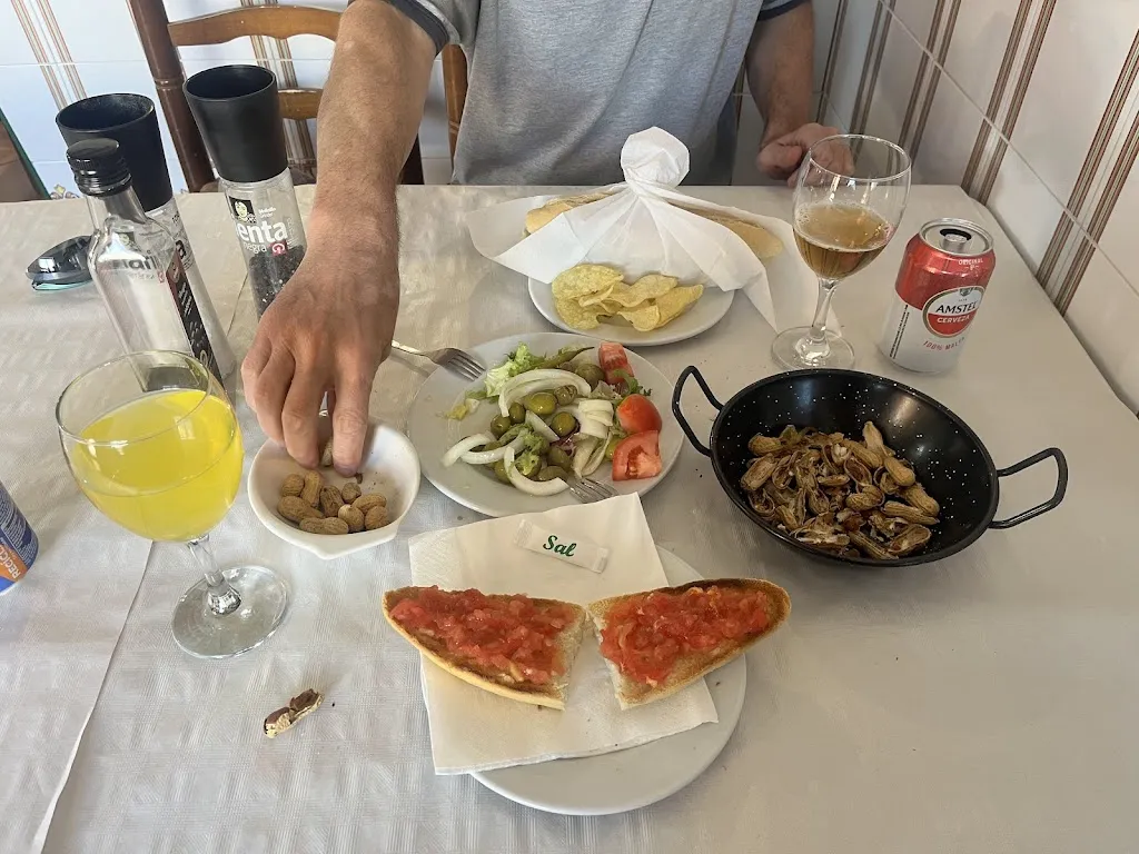 Hugo GF_Bar Estació_Gata de Gorgos_recensione