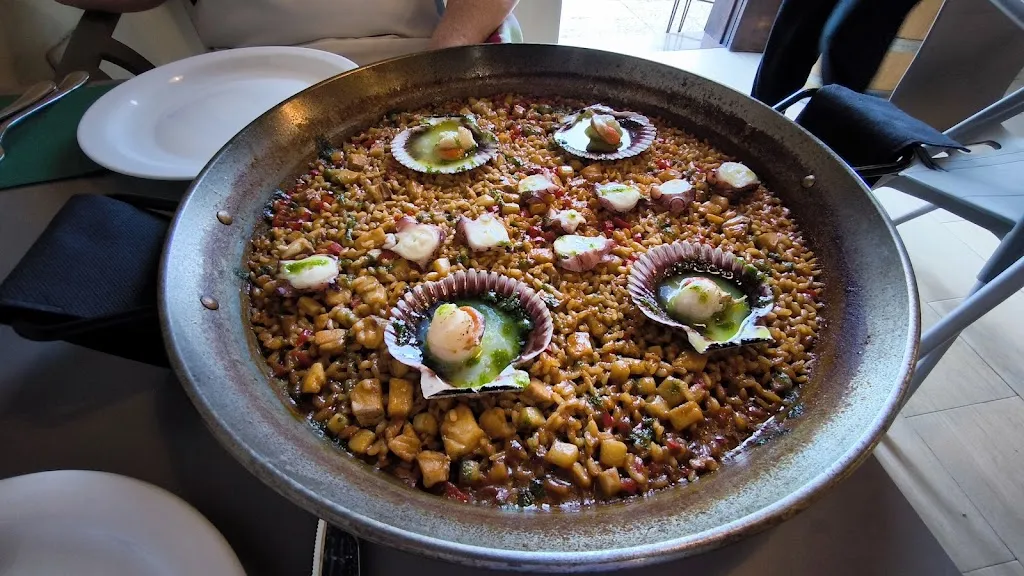 Alan Irvine_ArrozArte_Playa Blanca_review