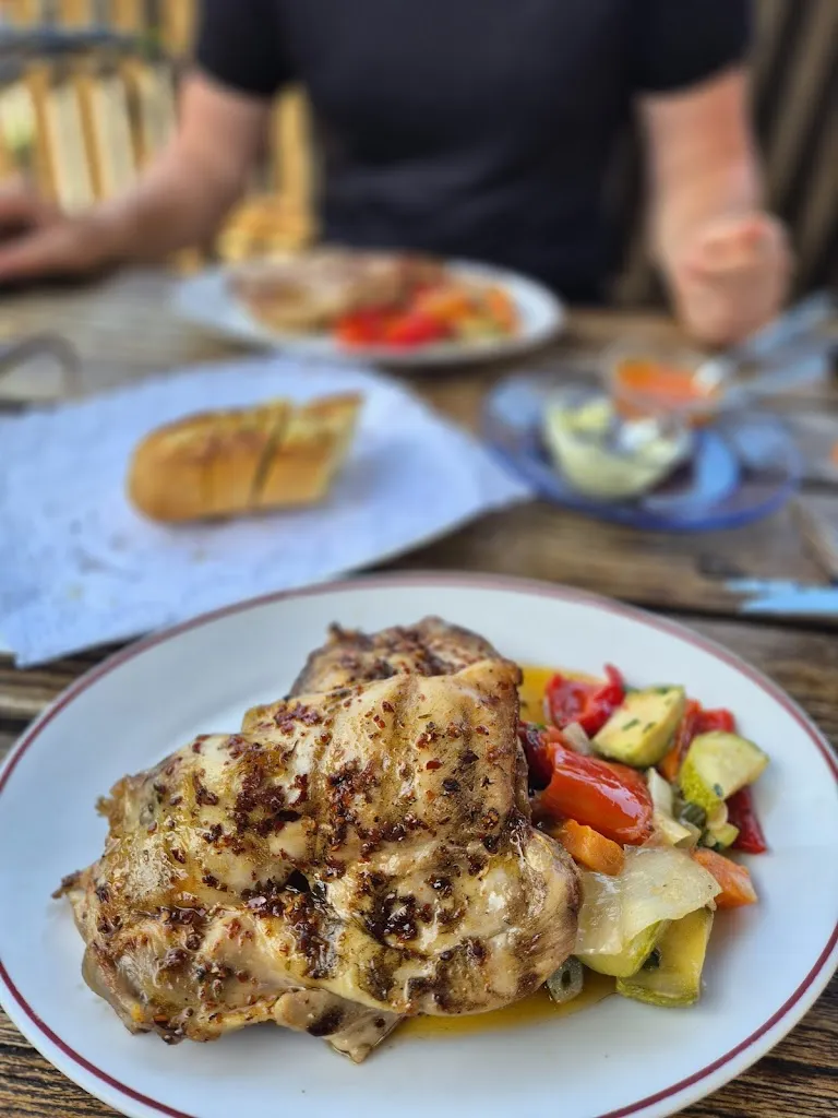 Veronika Volfova_Viejo Rincón_Santa Lucía de Tirajana_review