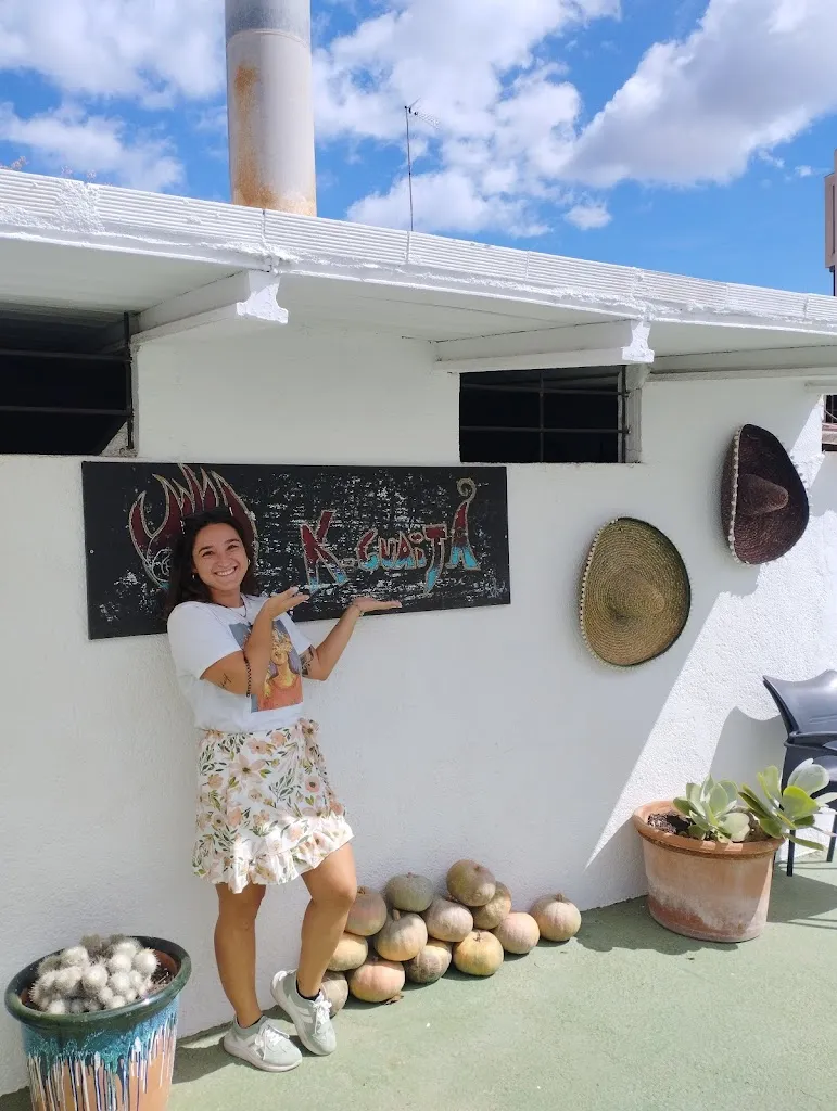 Eva Caceres_K guaita_Gata de Gorgos_review