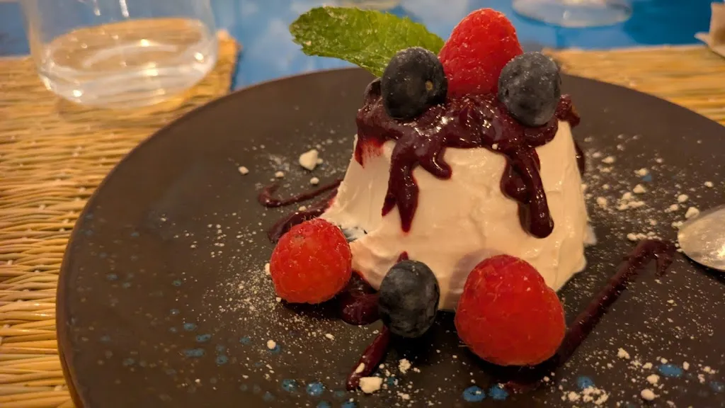 Marcela Flores_No Stress Restaurant_Puerto del Carmen_review