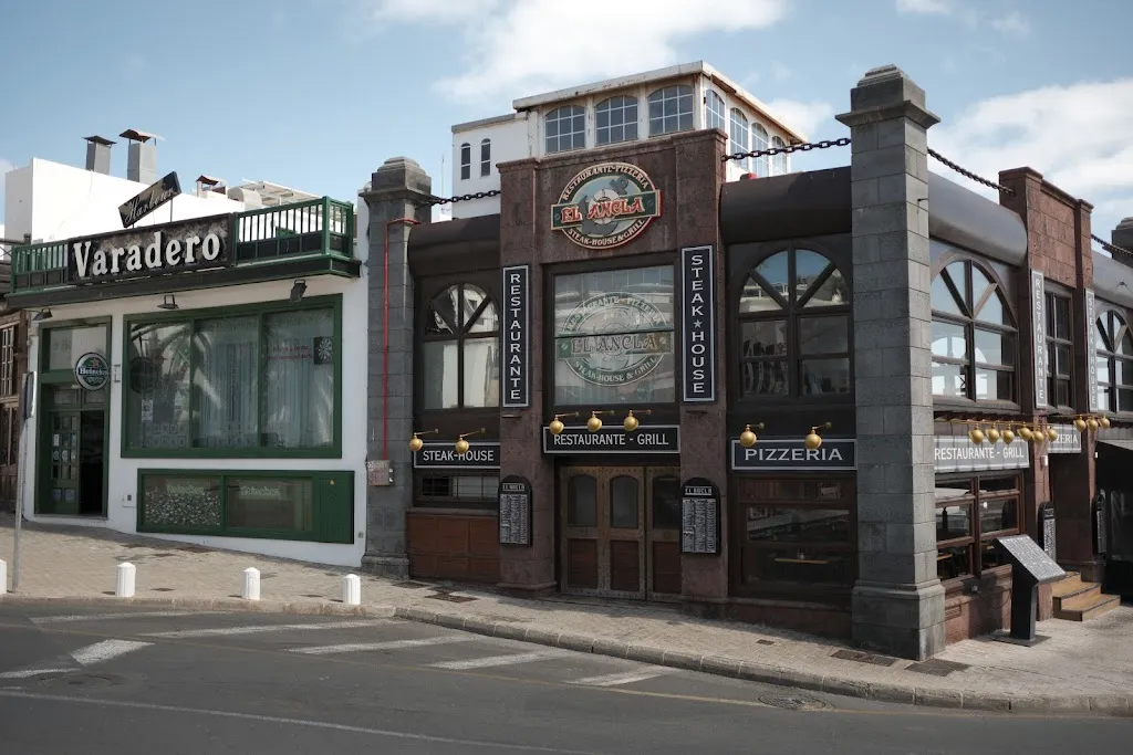 Restaurante El Ancla restaurant in Puerto del Carmen