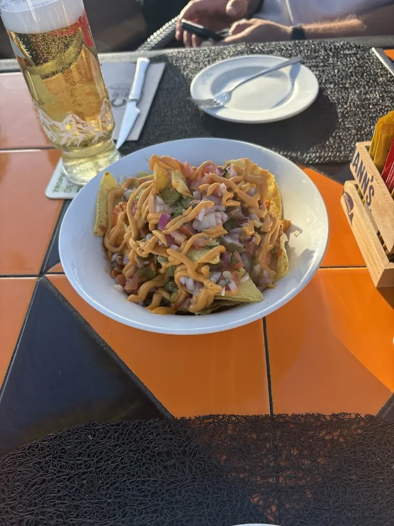 Jess Crannage_Cafe La Ola_Puerto del Carmen_review