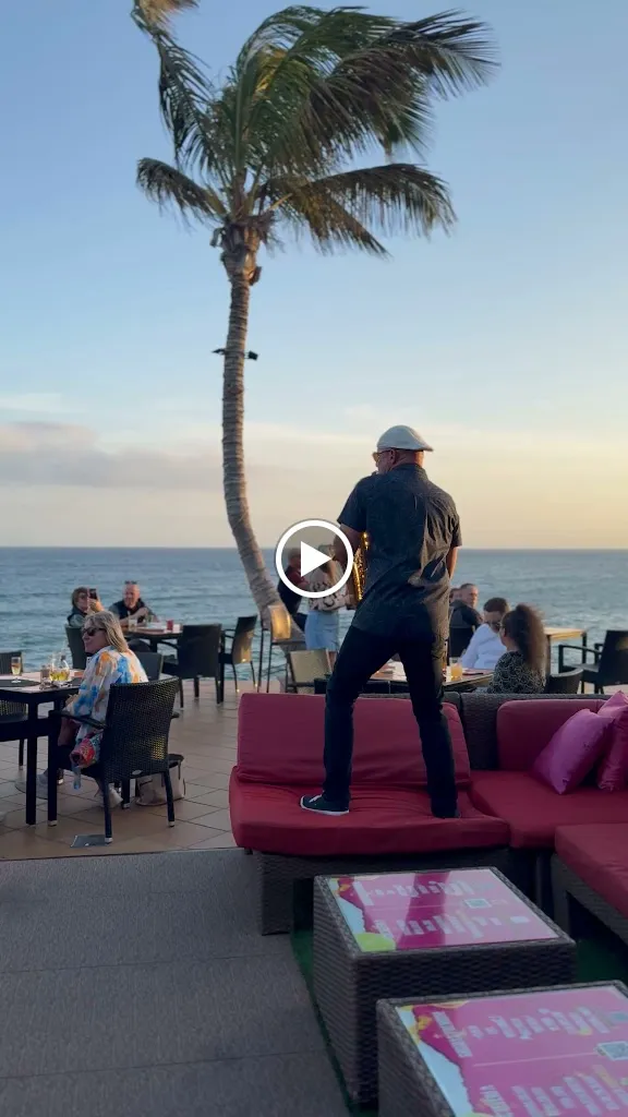 Cafe La Ola_Puerto del Carmen_slider_image_2