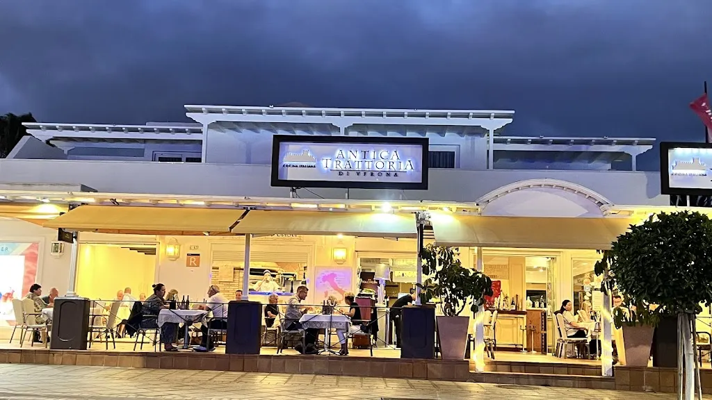 Antica Trattoria Di Verona_Puerto del Carmen_slider_image_1
