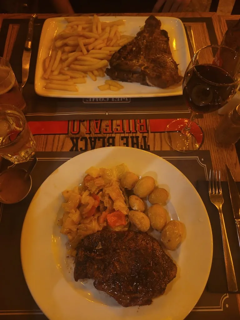 ryan mchale_Black Buffalo Steakhouse & Grill_Puerto del Carmen_review