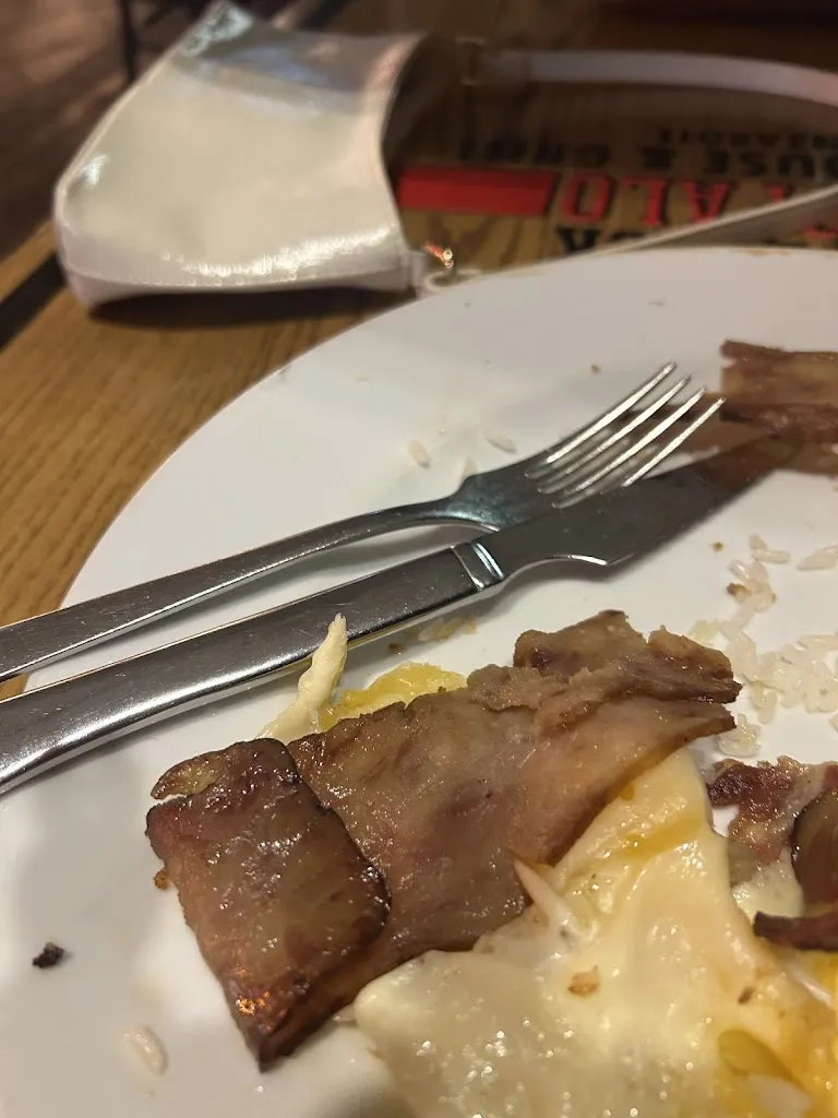 Matilda Christie_Black Buffalo Steakhouse & Grill_Puerto del Carmen_review