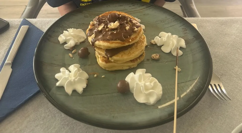 Leona Johnstone_Trufarella_Puerto del Carmen_recensione