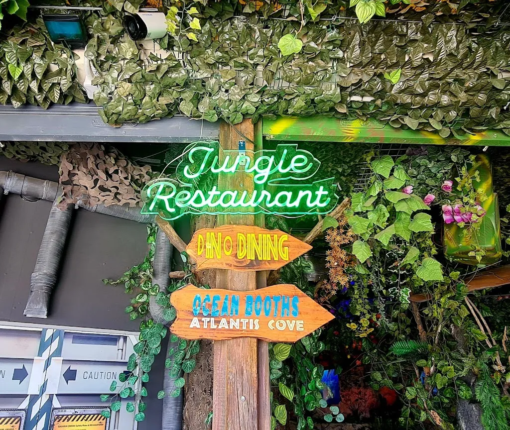 CJ_Lost World Restaurant_Puerto del Carmen_review