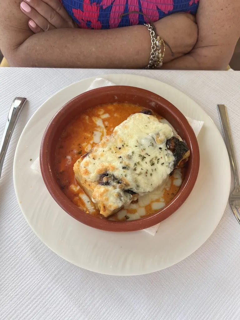 Hailey-Rose Lynch_Luna_Puerto del Carmen_review