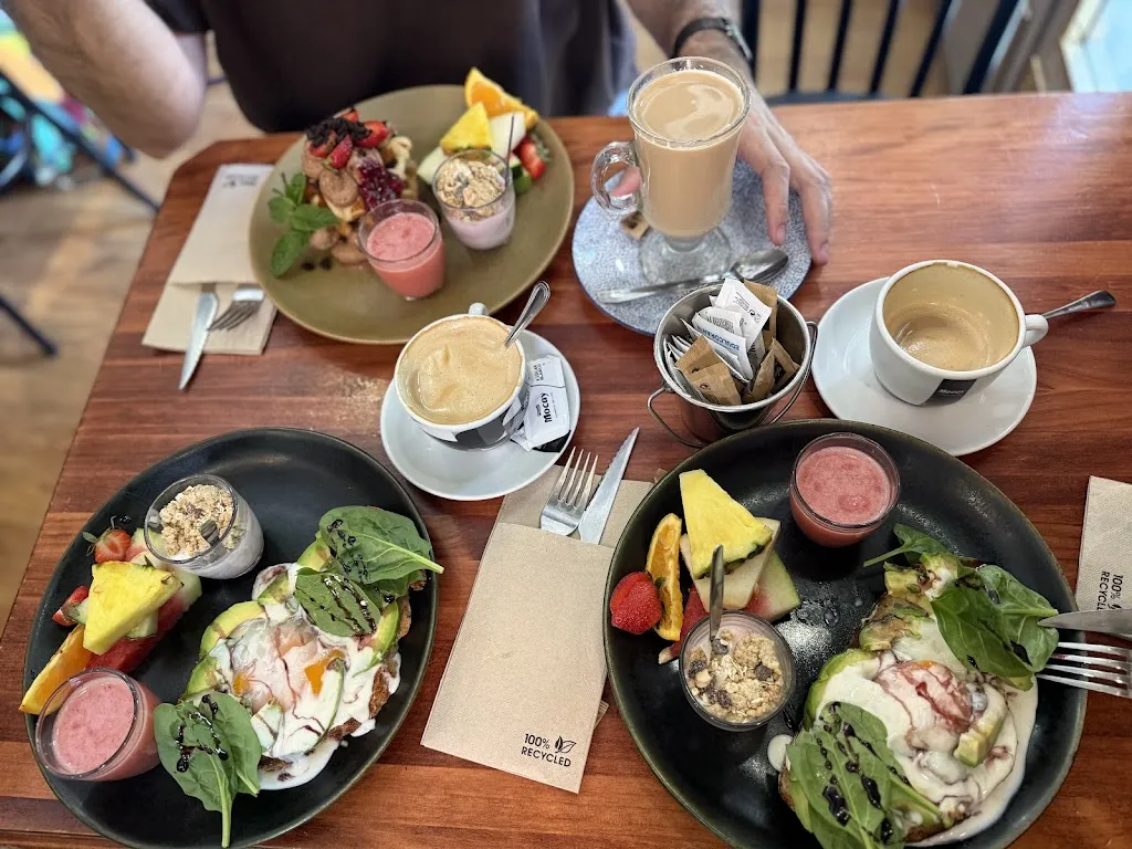 Tia Julia Bar & Brunch_Tías_slider_image_3