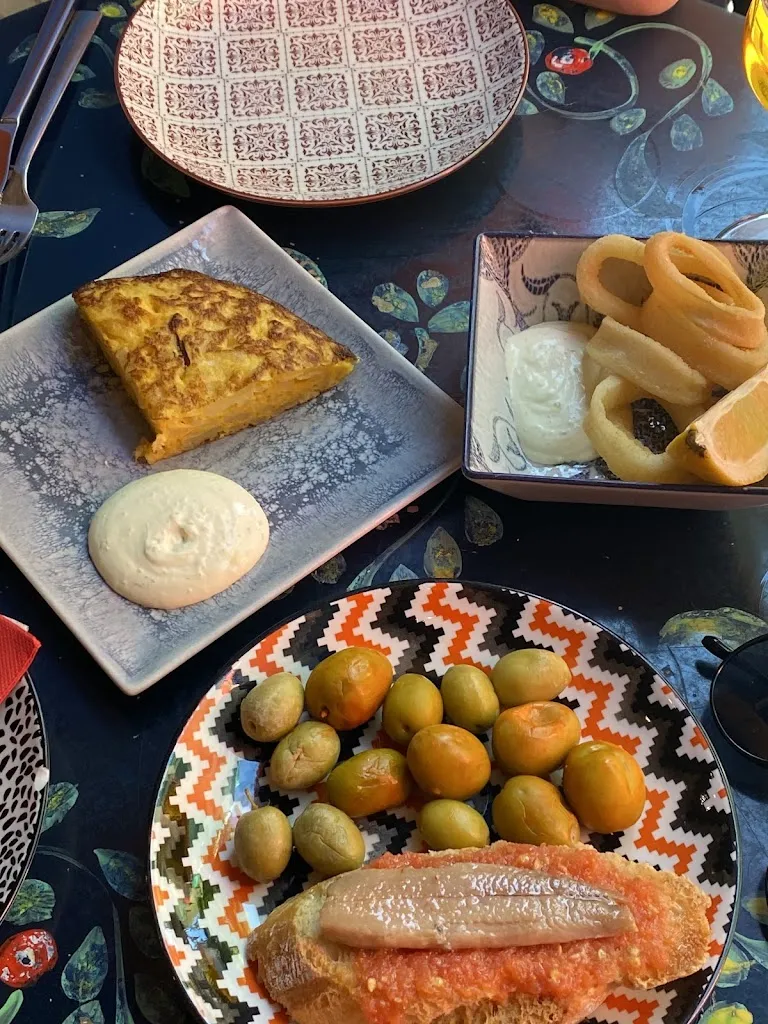 Taberna Tita Pepa_Tías_slider_image_3