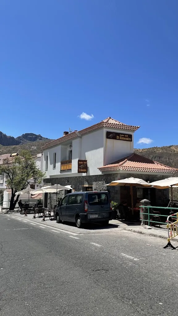 J.A. Rocha_Restaurante Asador Grill El Almendro_Tejeda_recensione