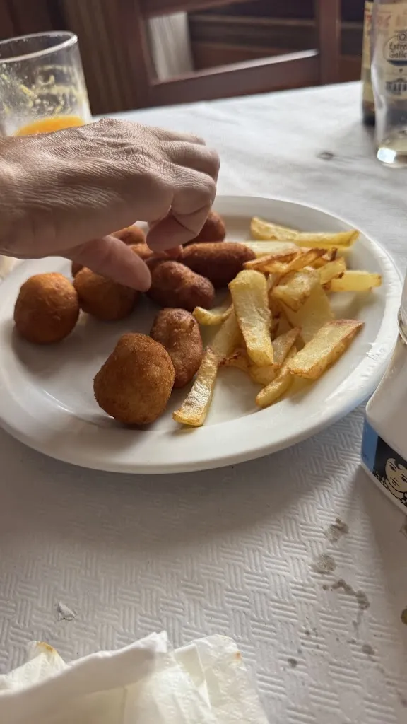 kawane roberta_Bar Restaurante Sombras del Nublo_Tejeda_review