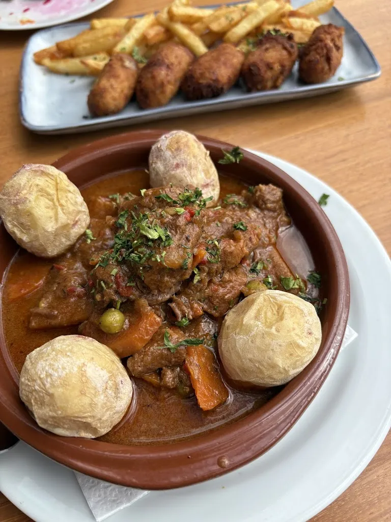 Eda Celik_Restaurante Gayfa_Tejeda_review