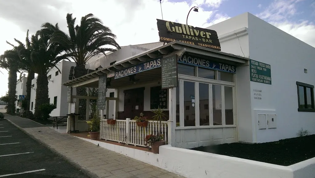 Gulliver Tapas Bar_Tinajo_slider_image_1