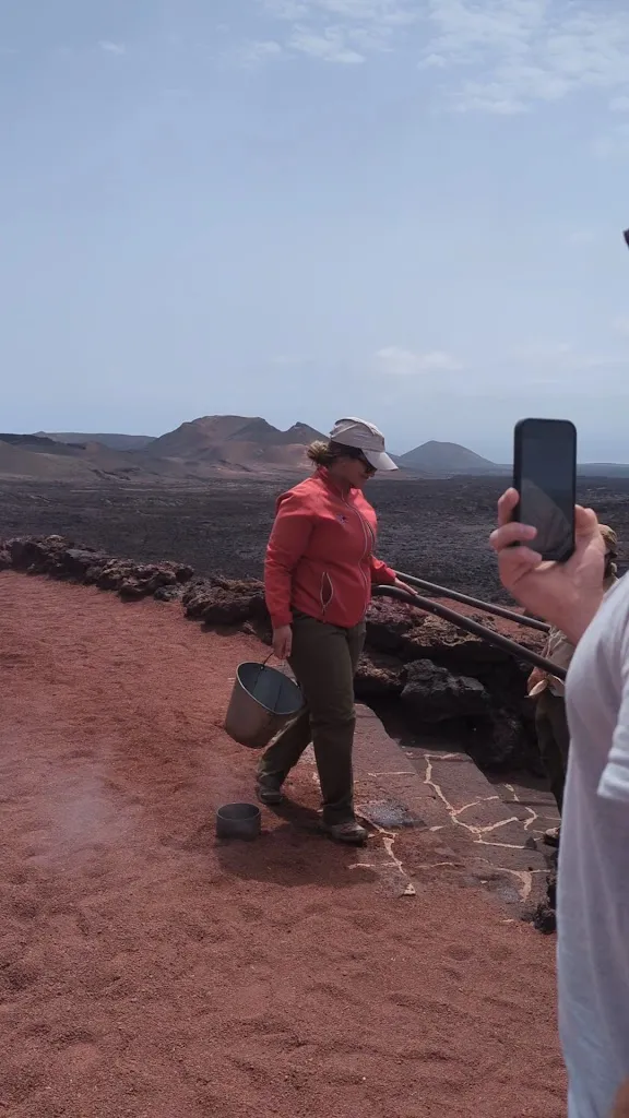 Andrew Glen - Maddison Productions_Restaurante El Diablo_Tinajo_review